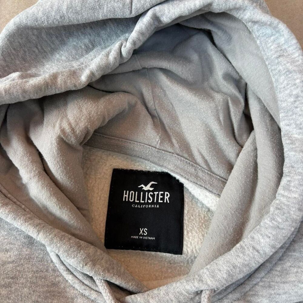 Hollister-co Men's Grey Hoodie